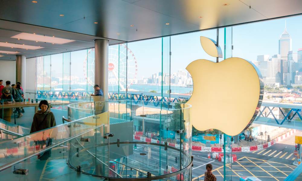 Глава Apple пригрозил создать нейросеть, которая затмит всех конкурентов